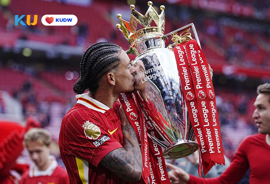 Darwin Nunez Segera Menuju ke Napoli Partenopei Ajukan Tawaran €55 Juta untuk Angkut Penyerang Liverpool! (1)