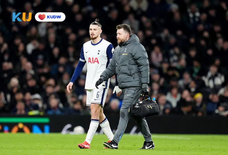 Kabar Buruk Untuk Tottenham Hotspur! Musim Radu Dragusin Berakhir Karena Cedera ACL