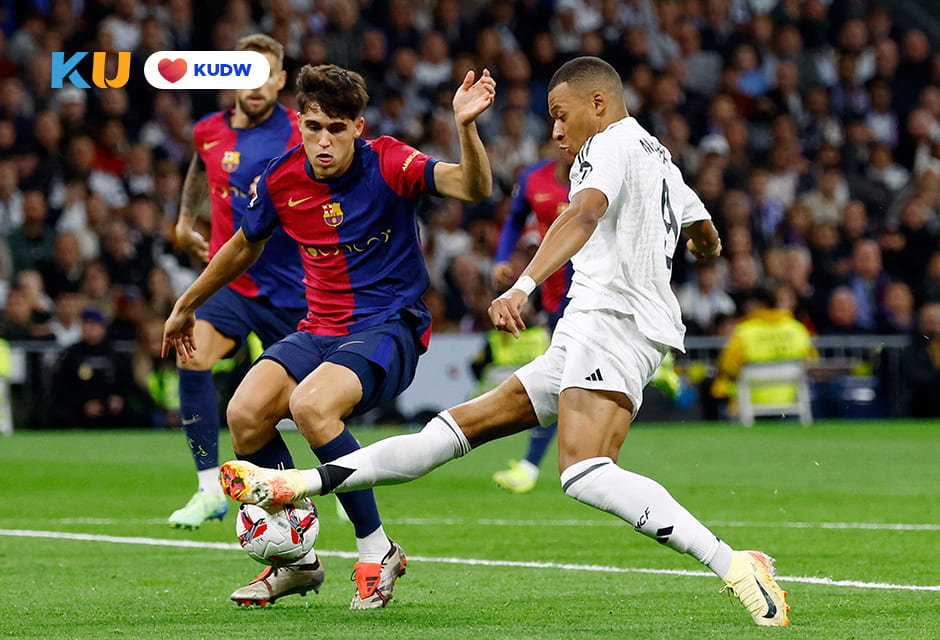 Real Madrid Ditekuk Barcelona, Hat-trick Mbappe Tak Selamatkan Los Blancos (2)