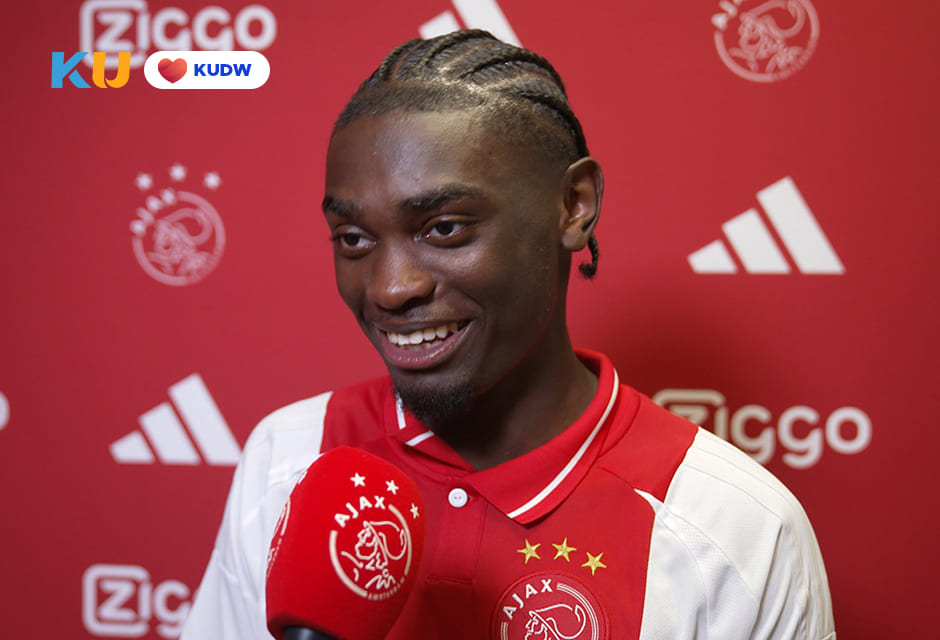 Jorthy Mokio Wonderkid Ajax yang Tolak Barcelona Demi Ikuti Jejak Matthijs de Ligt & Jorrel Hato di 'De Toekomst'! (2)