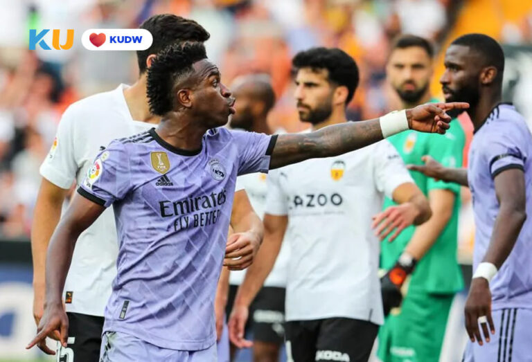 Magis Vinicius Junior! Real Madrid Segel Tiket 16 Besar, Siap Ladeni Juventus dalam Duel Klasik Eropa di Piala Dunia Antarklub 2025! (2)