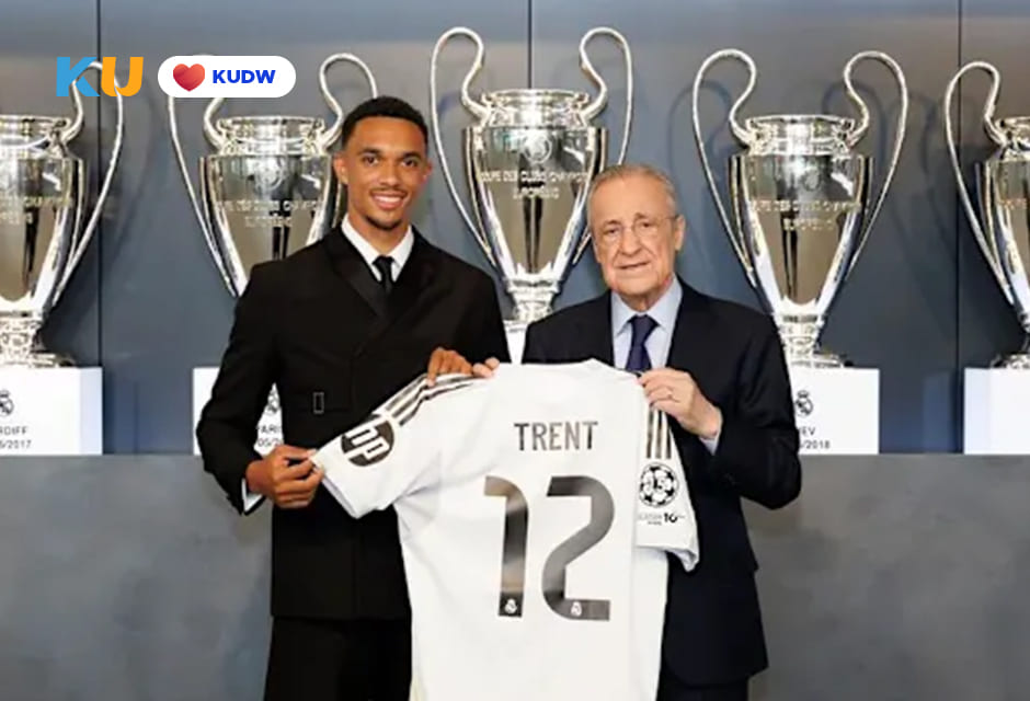 Momen Sejarah di Santiago Bernabeu! Trent Alexander-Arnold RESMI Diperkenalkan sebagai Bintang Baru Real Madrid, Pakai Nomor Punggung 12! (1)