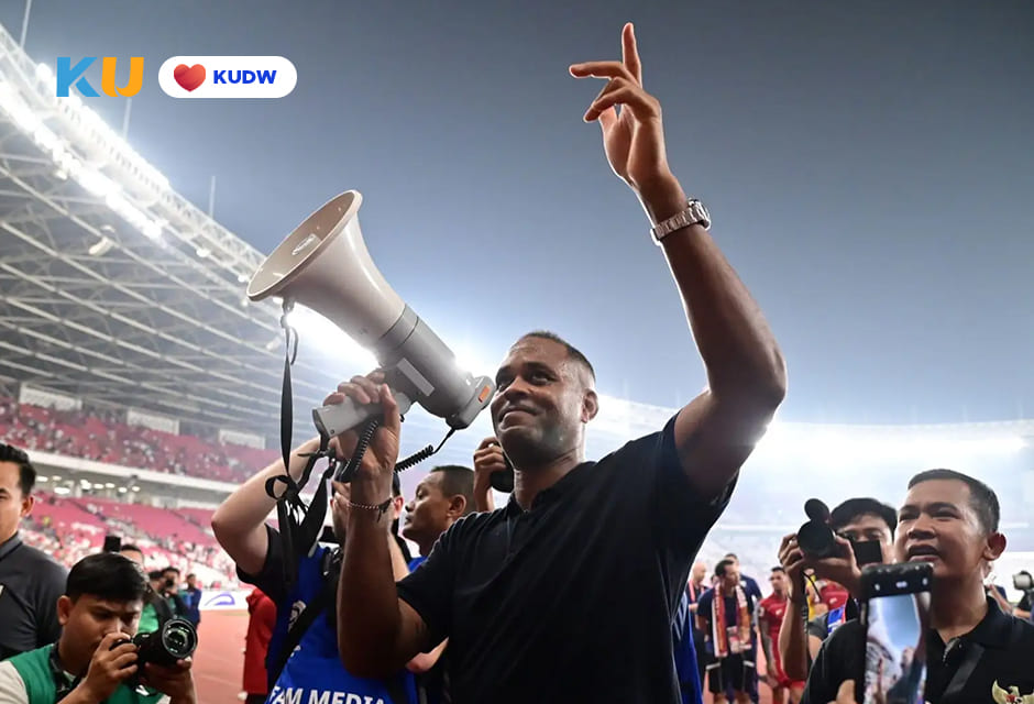 Patrick Kluivert Timnas Indonesia Layak Dipertahankan (2)