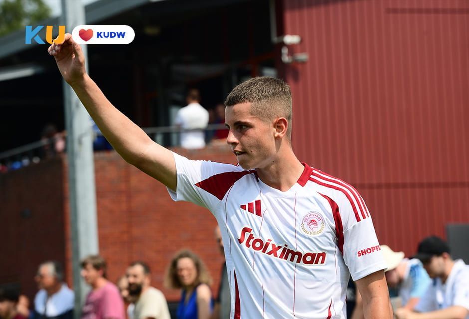 Manchester United Christos Mouzakitis Tawaran €28 Juta Ditolak Olympiacos (1)