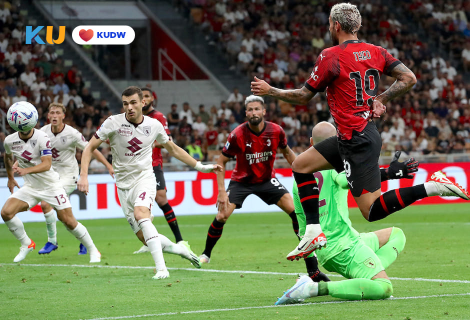 Pulisic Bawa AC Milan Menang Dramatis 3-2 Atas Torino Dari Demam Menuju Pahlawan (2)