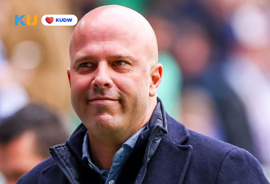 Arne Slot Saya Tidak Akan Dipecat Jika Liverpool Gagal Lolos ke Liga Champions (1)