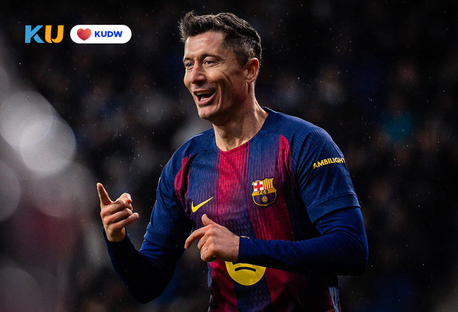 Cedera orbit mata Lewandowski Pukulan Berat bagi Barcelona (2)
